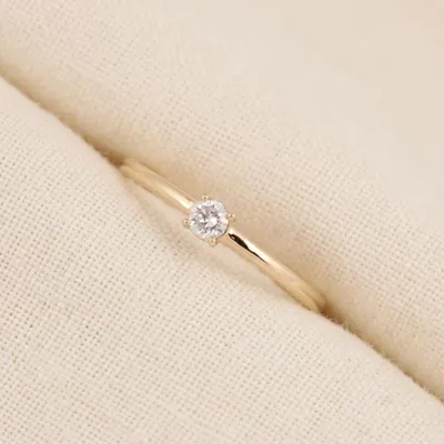 18Kt Gold Delicate Ring Production With Lab Grown Diamond