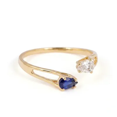 Lab Grown Diamond and Blue Sapphire 9Kt Yellow Gold Ring