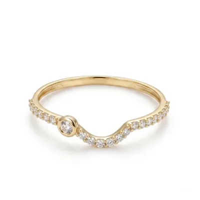 Handcrafted 9Kt Yellow Gold Delicate Ring: Lab Grown Diamond