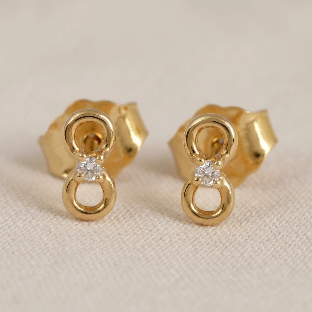 9Kt Yellow Gold Studs with IGI Certified Lab Grown Diamond