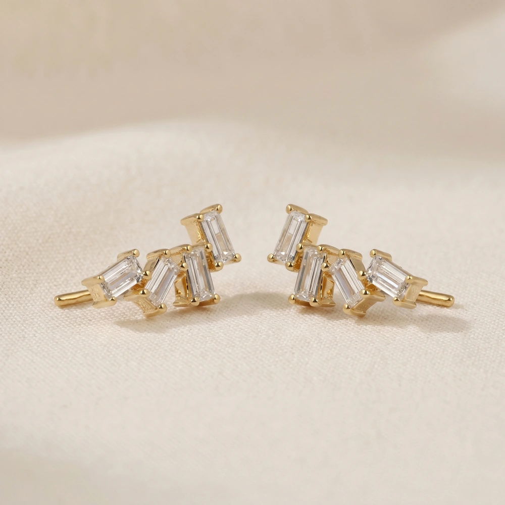 9Kt Solid Yellow Gold Earrings with Lab Grown Diamond Bulk 9Kt Solid Yellow Gold Earrings with Lab Grown Diamond Bulk