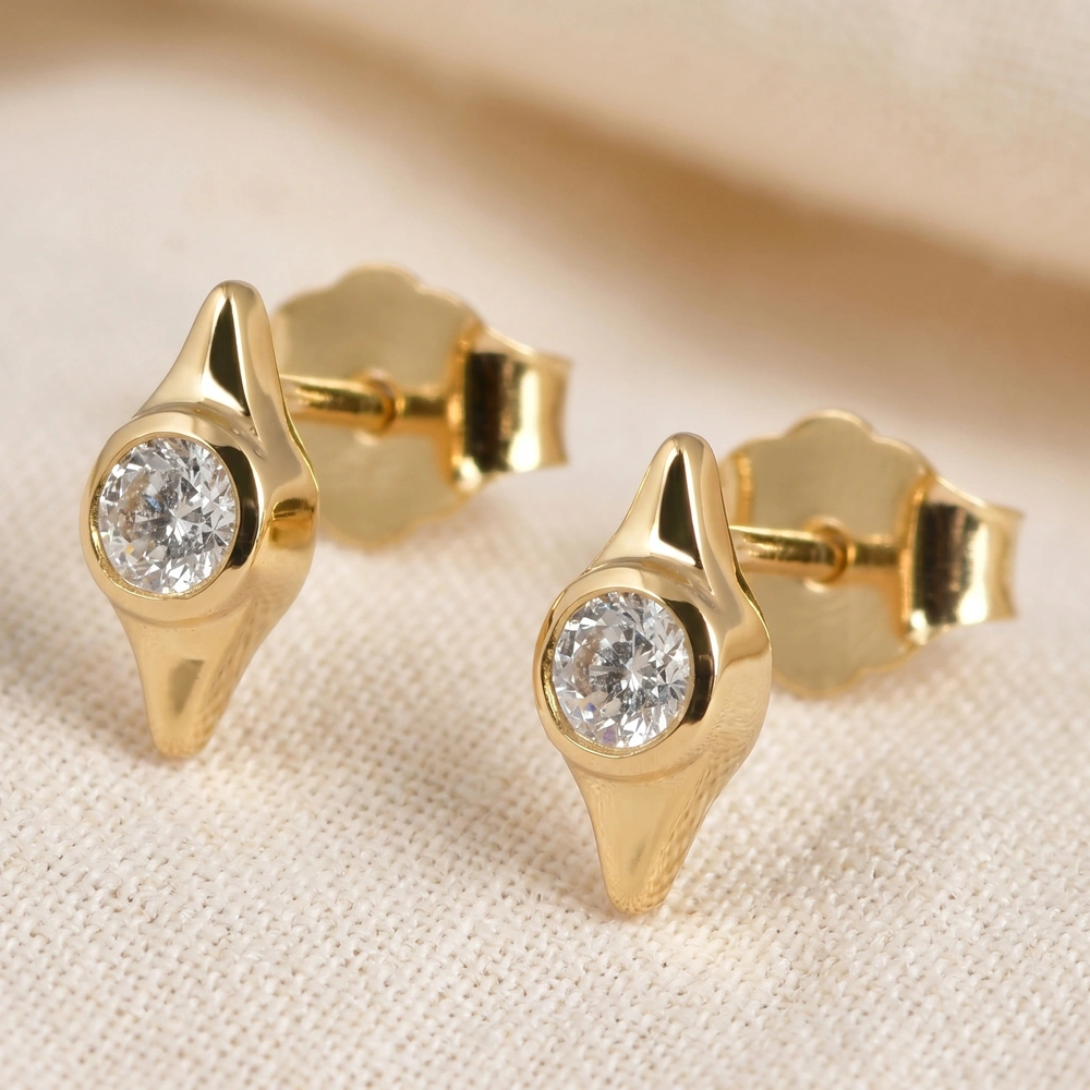 Handcrafted 9Kt Yellow Gold Studs with Lab Grown Diamond Handcrafted 9Kt Yellow Gold Studs with Lab Grown Diamond
