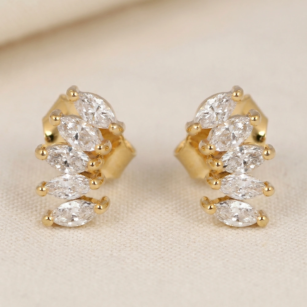 9 Kt Solid Yellow Gold Earrings with Lab Grown Diamond Bulk