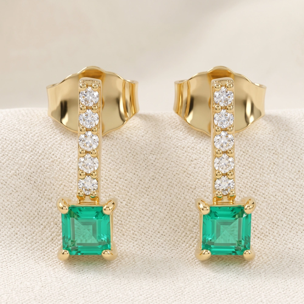 9Kt Yellow Gold Earrings with Lab Grown Diamond 9Kt Yellow Gold Earrings with Lab Grown Diamond