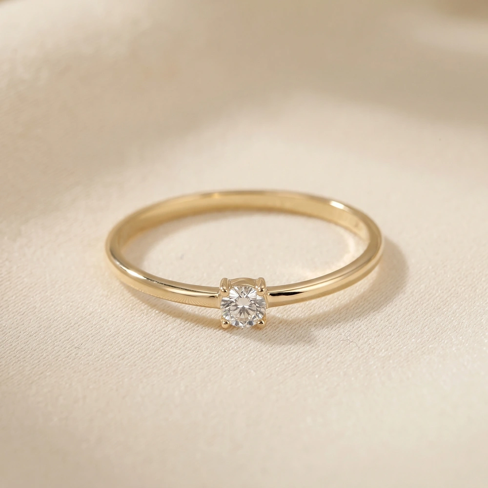 18Kt Gold Delicate Ring Production with Lab Grown Diamond