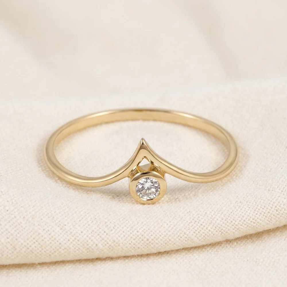 Elegant 9Kt Solid Yellow Gold Ring with Lab Grown Diamond Elegant 9Kt Solid Yellow Gold Ring with Lab Grown Diamond