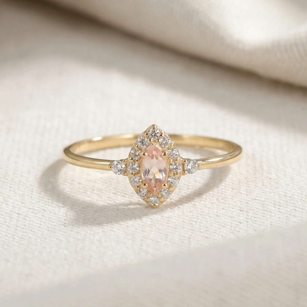 Gold Ring with Lab Grown Diamond and Padparadscha Sapphire Gold Ring with Lab Grown Diamond and Padparadscha Sapphire