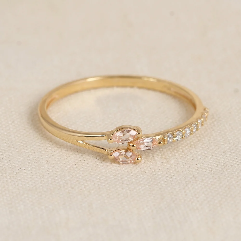Gold Ring with Lab Grown Diamond, Padparadscha Sapphire Gold Ring with Lab Grown Diamond, Padparadscha Sapphire