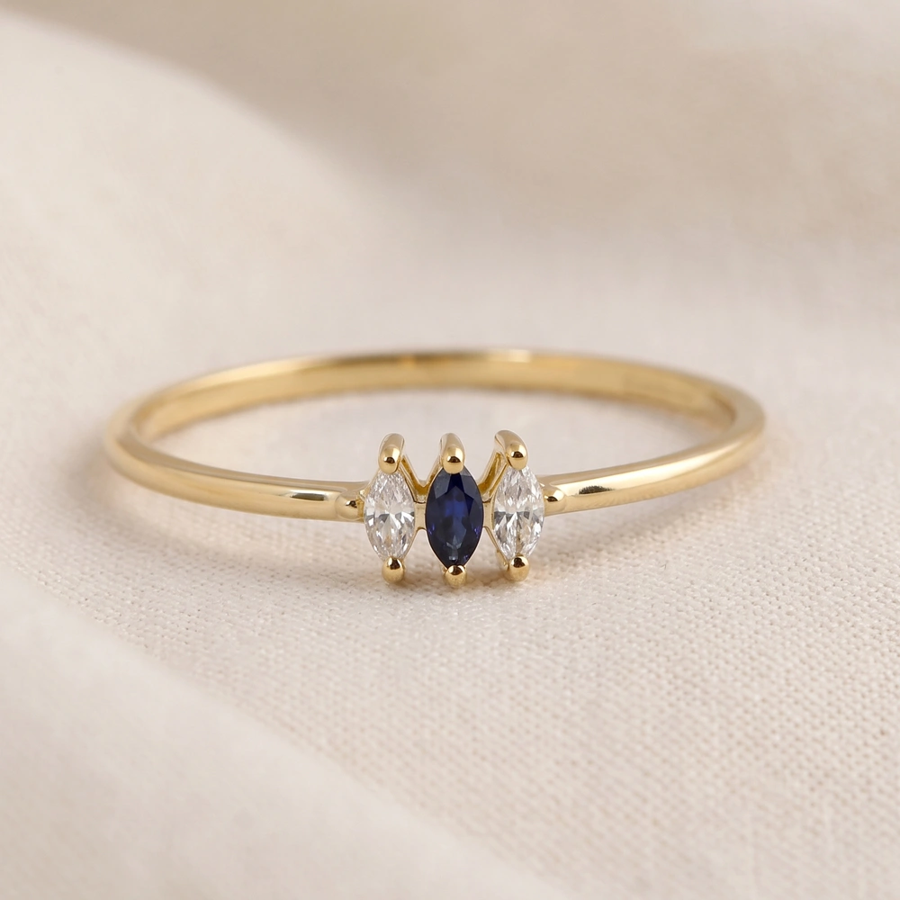 9Kt Solid Gold Ring Lab Grown Diamond and Royal Blue Sapphire 9Kt Solid Gold Ring Lab Grown Diamond and Royal Blue Sapphire