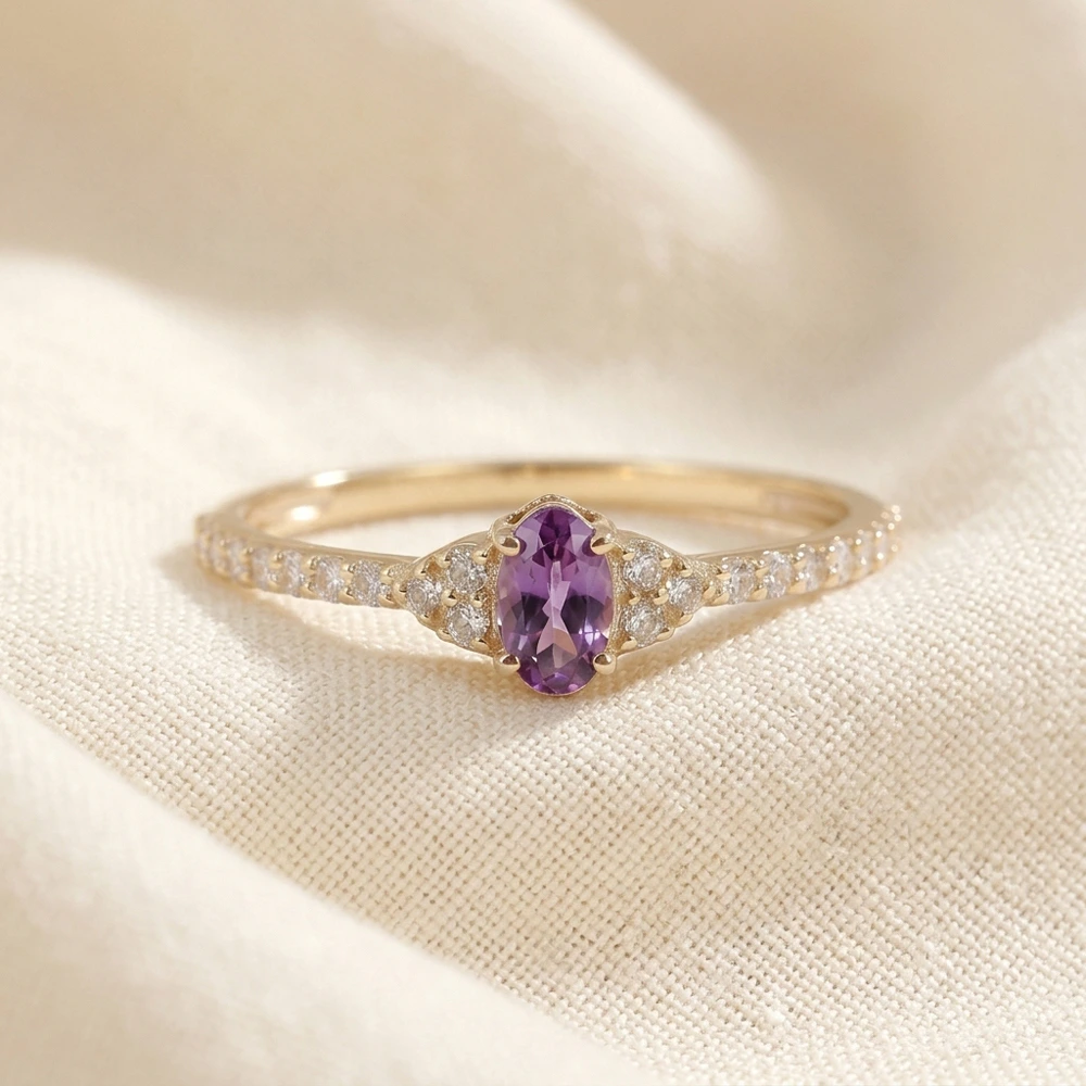 Yellow Gold Ring with Lab Grown Diamond and Alexandrite Yellow Gold Ring with Lab Grown Diamond and Alexandrite