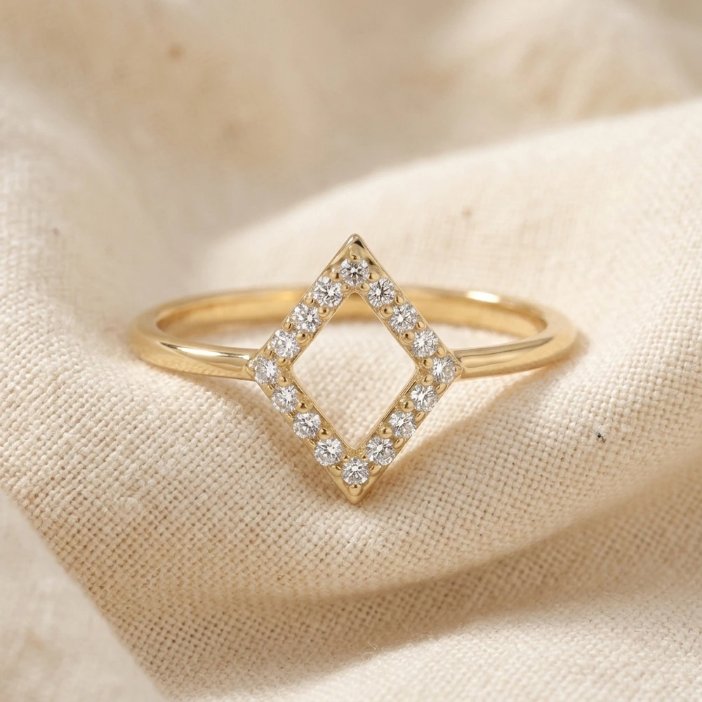 IGI Certified Lab Grown Diamond Gold Delicate Ring Production IGI Certified Lab Grown Diamond Gold Delicate Ring Production