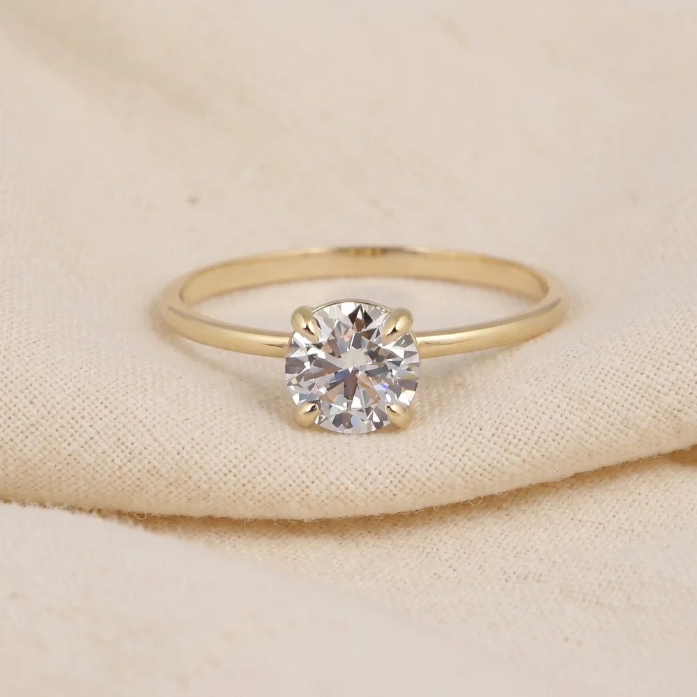 14KT Gold Round Solitaire Lab-Grown Diamond Ring Manufacturer