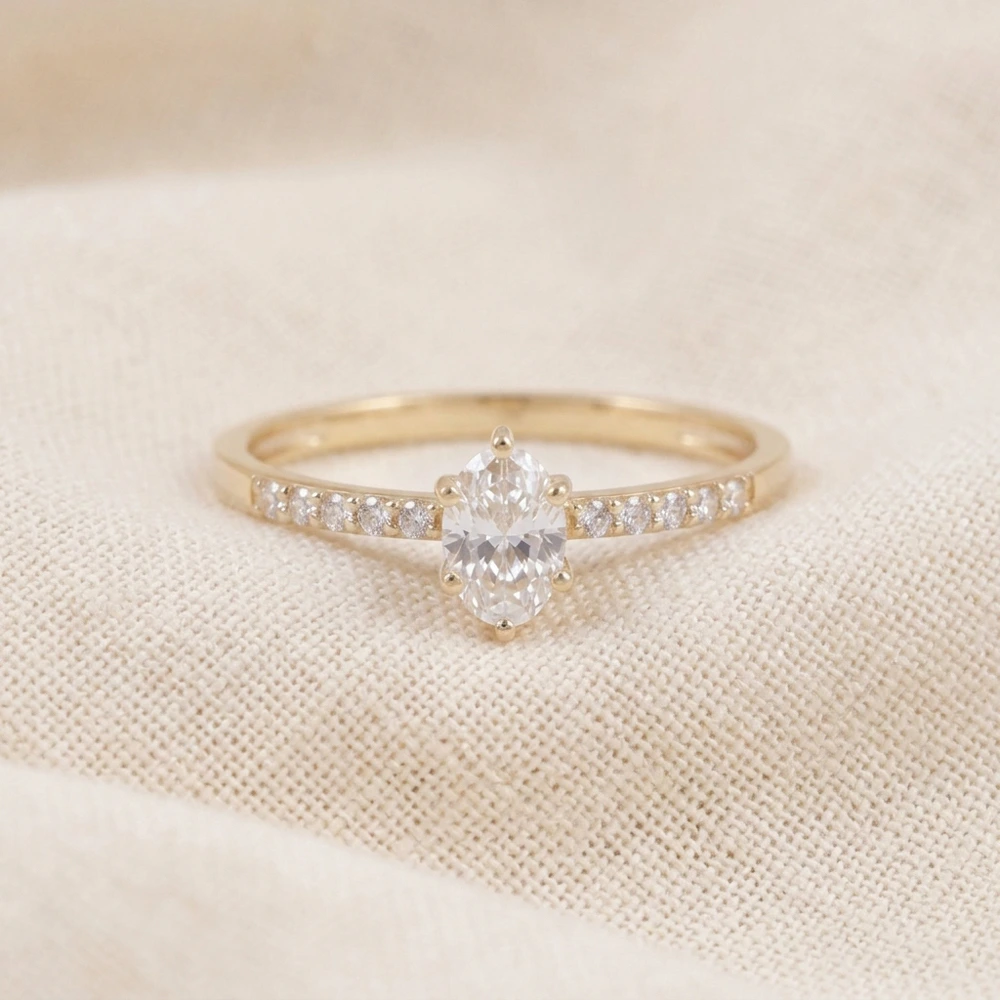 9 Karat Yellow Gold Ring with Lab Grown Diamond