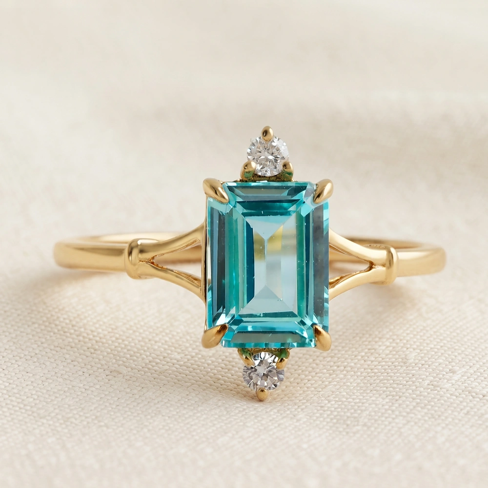 18Kt Gold Ring Lab Grown Diamond and Paraiba Tourmaline