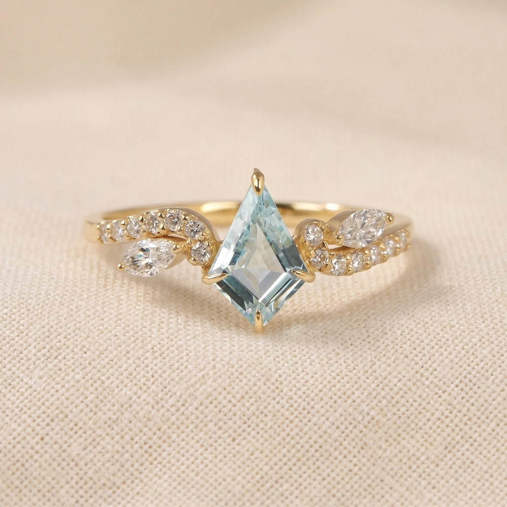 Lab Grown Diamond Paraiba Tourmaline 9Kt Yellow Gold Ring Lab Grown Diamond Paraiba Tourmaline 9Kt Yellow Gold Ring