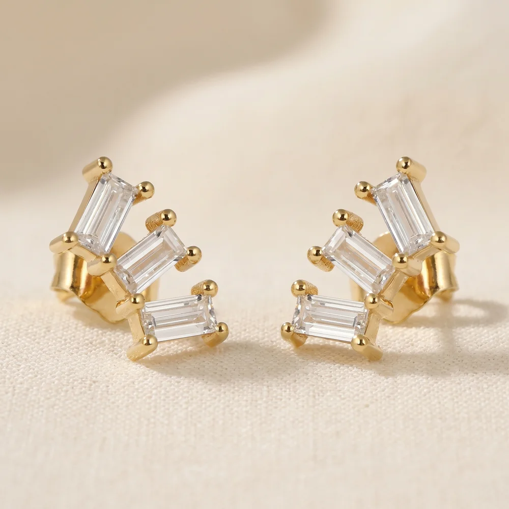 9kt Yellow Solid Gold Earrings with Lab Grown Diamond Bulk 9kt Yellow Solid Gold Earrings with Lab Grown Diamond Bulk