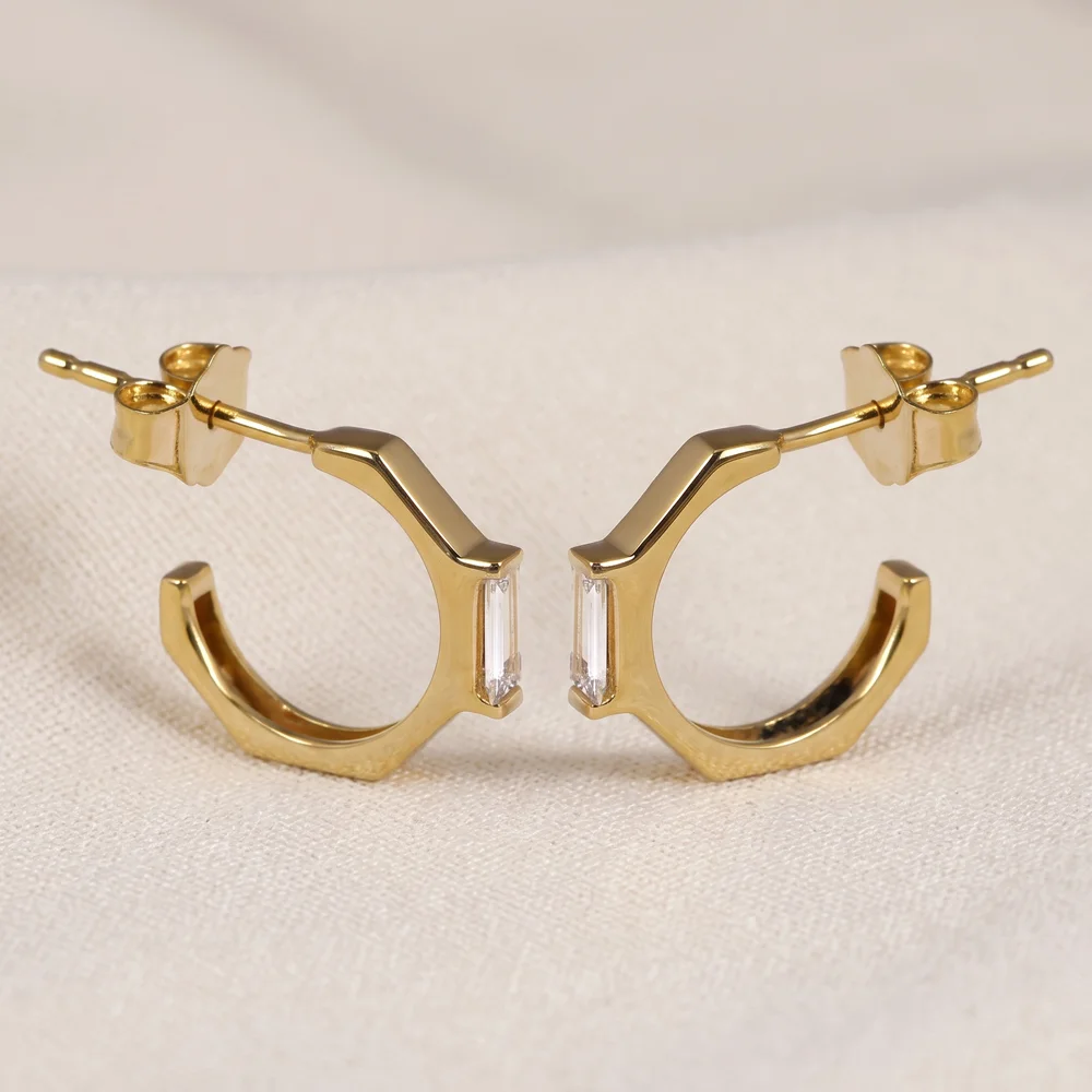 Lab Grown Diamond Earrings in 9Kt Yellow Solid Gold Bulk Lab Grown Diamond Earrings in 9Kt Yellow Solid Gold Bulk
