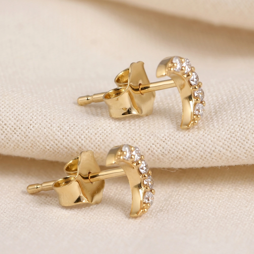 Sustainable 9Kt Solid Gold Studs with Lab Grown Diamond Sustainable 9Kt Solid Gold Studs with Lab Grown Diamond
