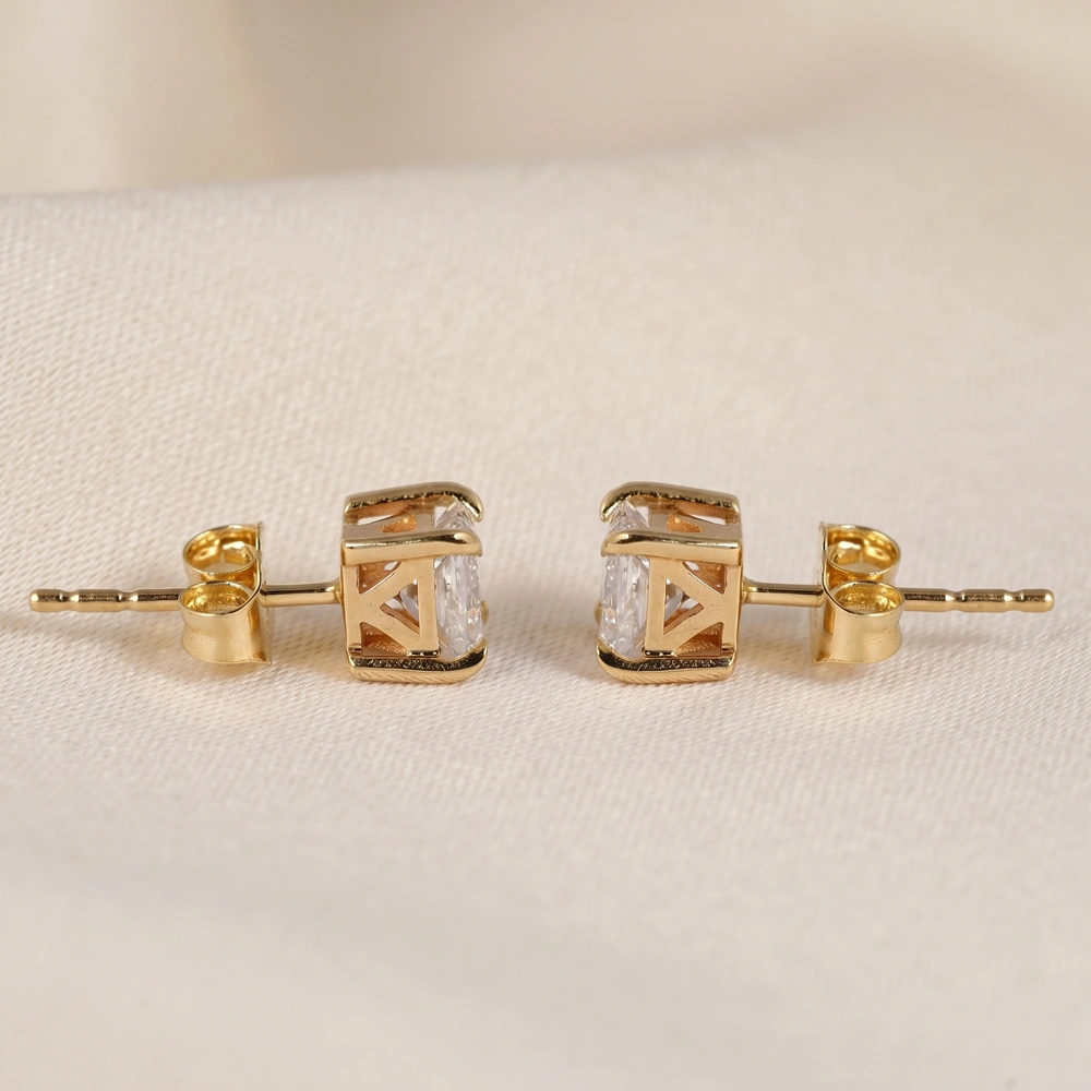 Lab Grown Diamond 9Kt Yellow Solid Gold Earrings Lab Grown Diamond 9Kt Yellow Solid Gold Earrings
