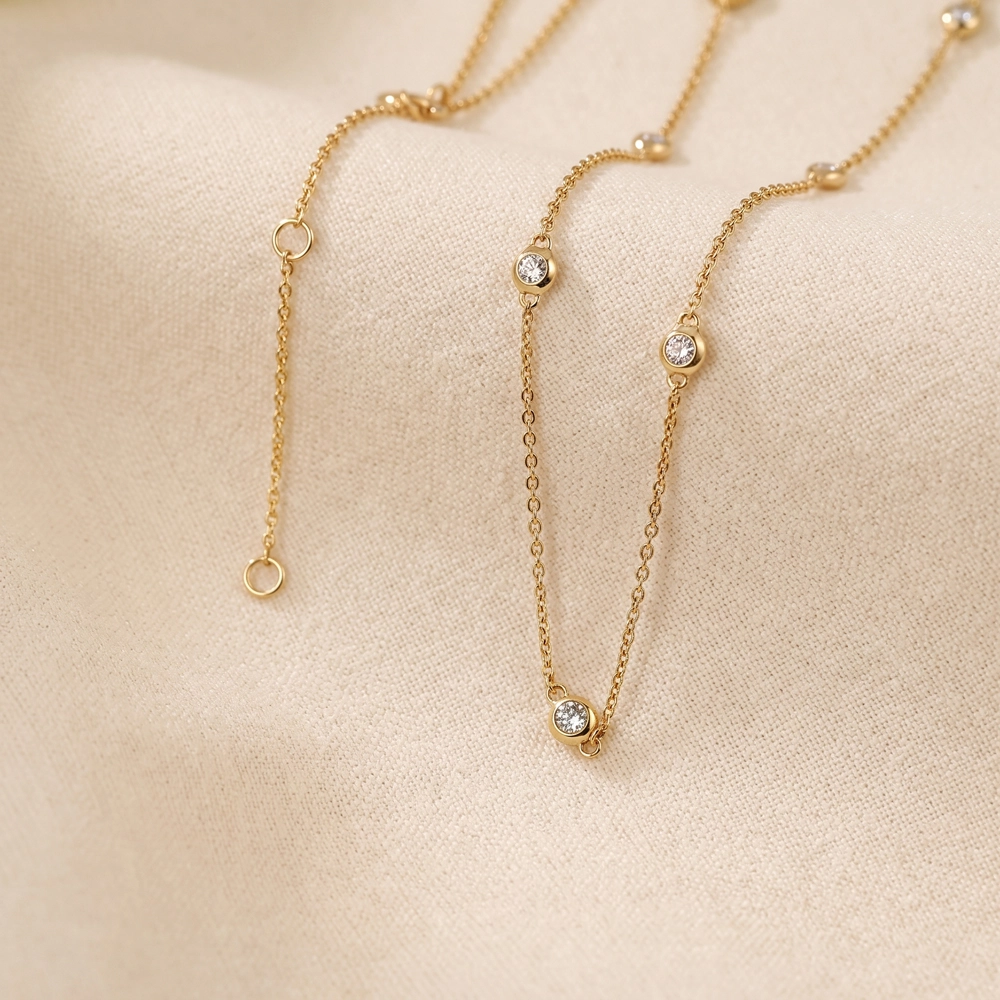 Solid Yellow Gold Chain Necklace with Lab Grown Diamond Solid Yellow Gold Chain Necklace with Lab Grown Diamond