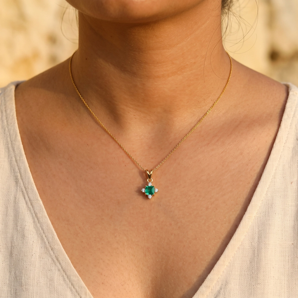 9Kt Gold Pendant with Lab Grown Diamond, Columbia Emerald 9Kt Gold Pendant with Lab Grown Diamond, Columbia Emerald