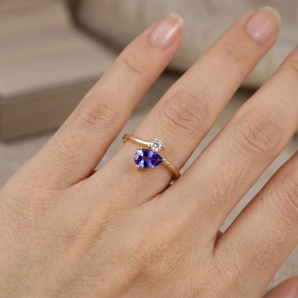 Handcrafted Lab Grown Diamond 9Kt Yellow Gold Ring