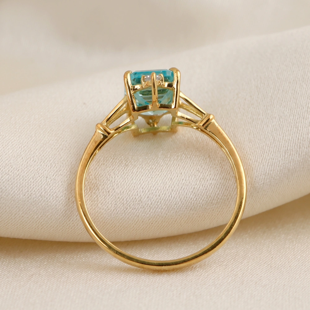 18Kt Gold Ring Lab Grown Diamond And Paraiba Tourmaline
