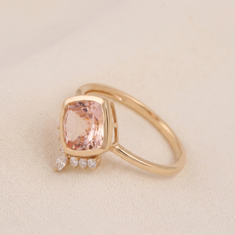 9Kt Yellow Gold Ring With Lab Grown Diamond And Morganite