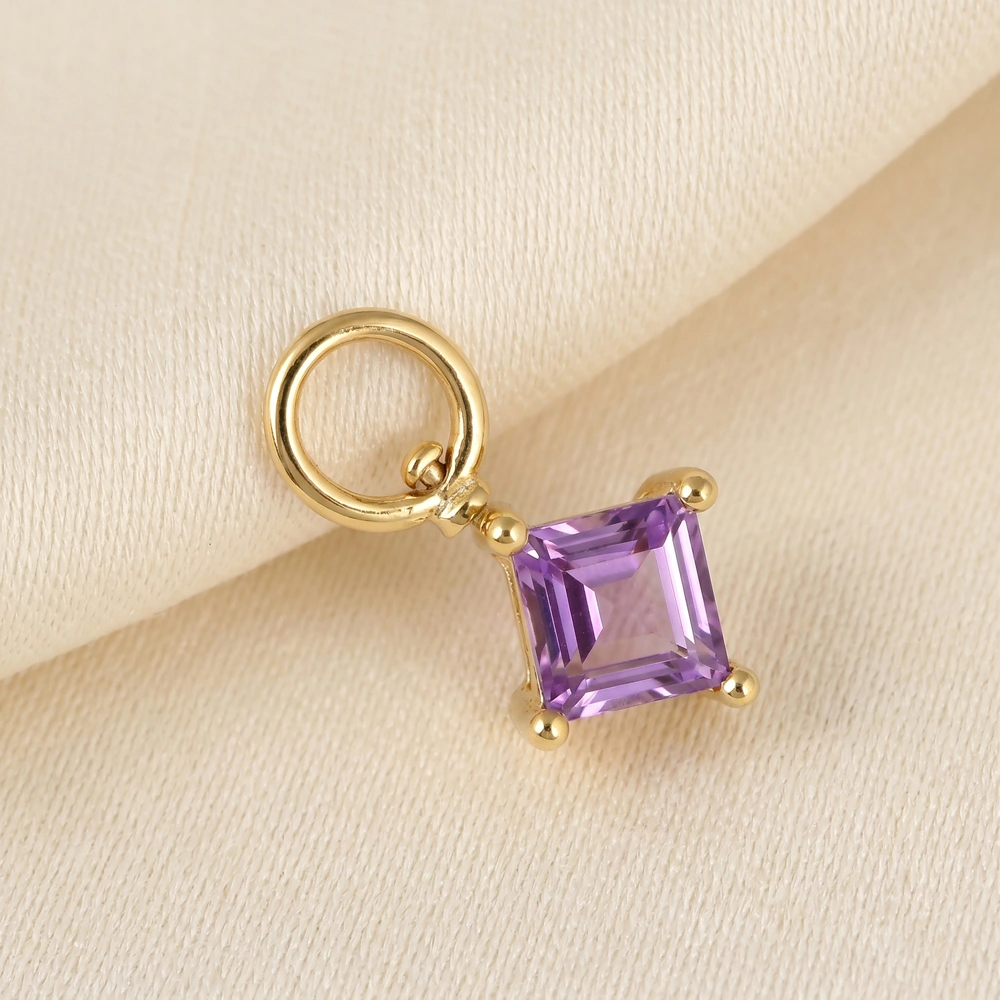 9KT Yellow Gold Square Lab Grown Alexandrite Gemstone Charm 9KT Yellow Gold Square Lab Grown Alexandrite Gemstone Charm