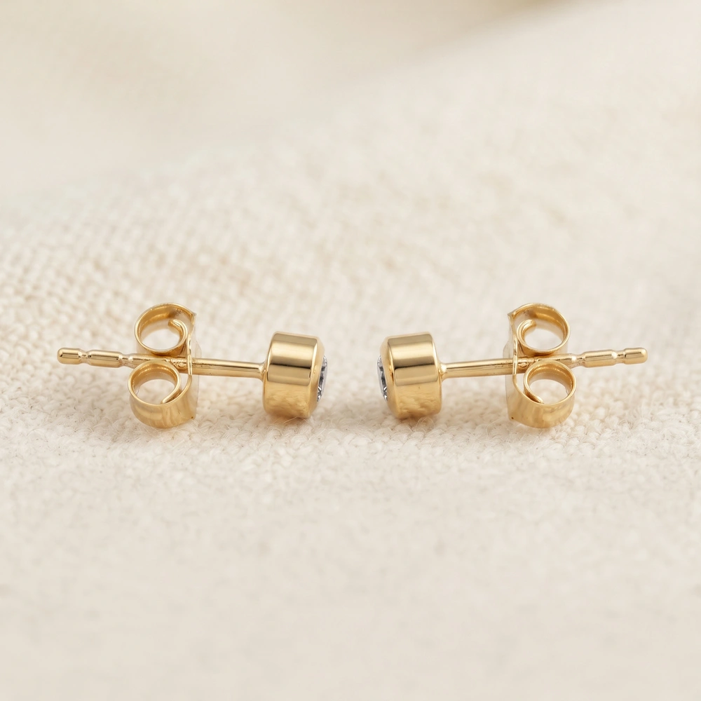 Unique Lab Grown Diamond Earrings in 14kt Yellow Gold Unique Lab Grown Diamond Earrings in 14kt Yellow Gold