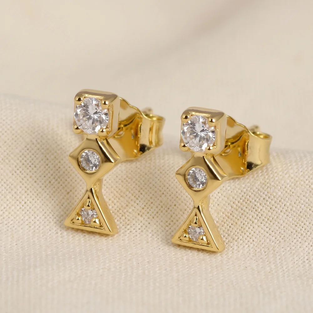 Ethical 9Kt Yellow Gold Earrings with Lab Grown Diamond