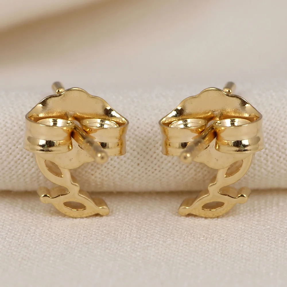 Elegant Solid Gold Earrings with Lab Grown Diamond