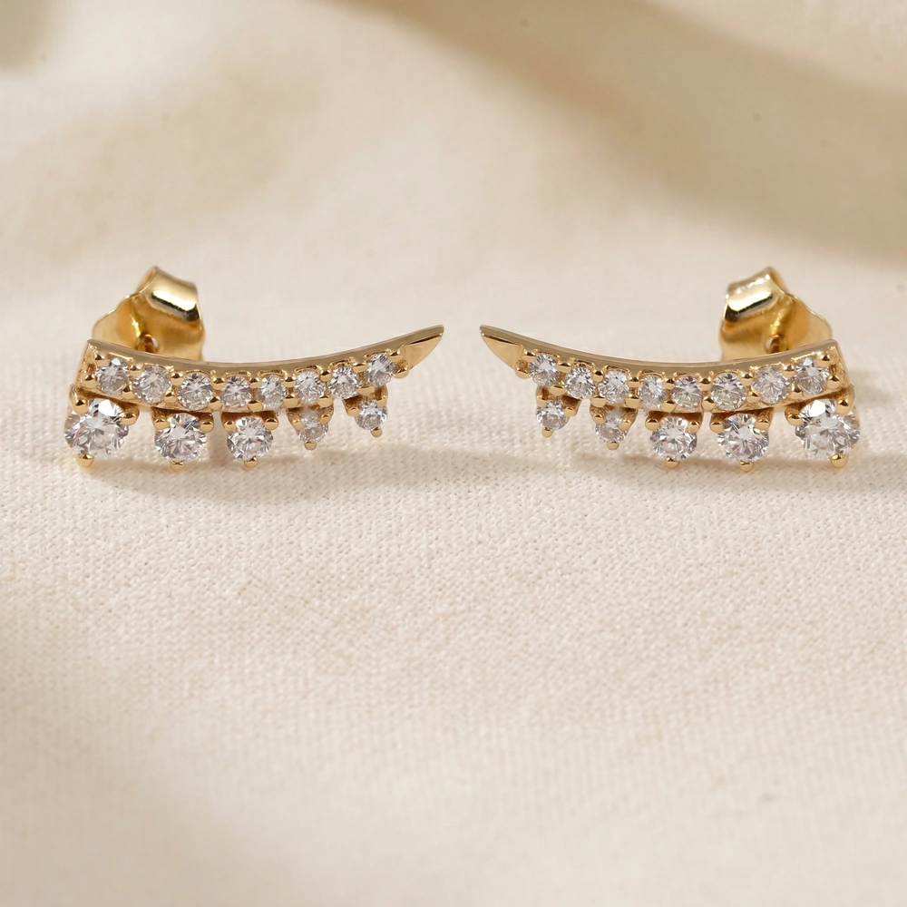 9Kt Yellow Gold Ear Climber with Lab Grown Diamond 9Kt Yellow Gold Ear Climber with Lab Grown Diamond