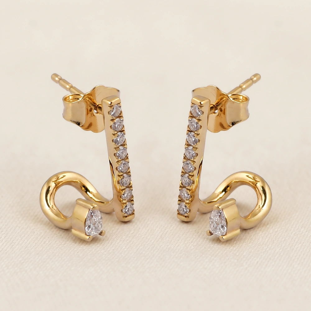 B2B 9Kt Gold Drop Earrings with Lab Grown Diamond Supplier B2B 9Kt Gold Drop Earrings with Lab Grown Diamond Supplier
