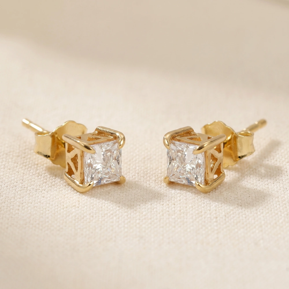 Lab Grown Diamond 9Kt Yellow Solid Gold Earrings Lab Grown Diamond 9Kt Yellow Solid Gold Earrings