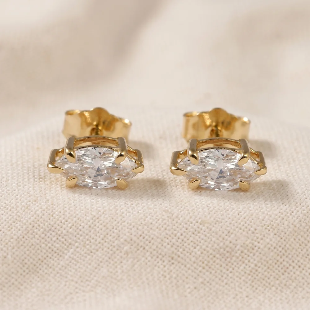 Lab Grown DIAMOND 9Kt Yellow Gold Studs Wholeale