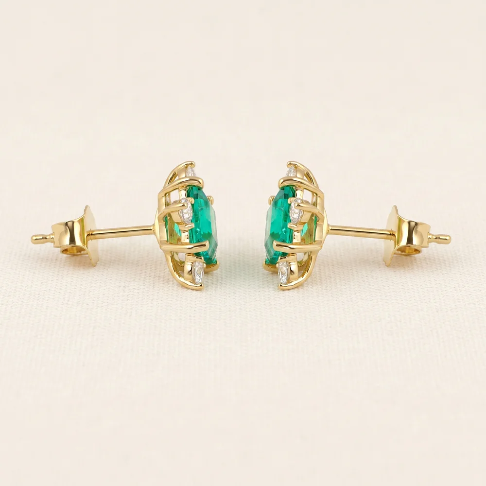 Lab Grown Diamond Columbia Emerald Yellow Gold Studs Lab Grown Diamond Columbia Emerald Yellow Gold Studs