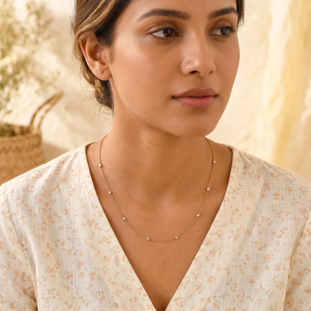 Solid Yellow Gold Chain Necklace with Lab Grown Diamond Solid Yellow Gold Chain Necklace with Lab Grown Diamond