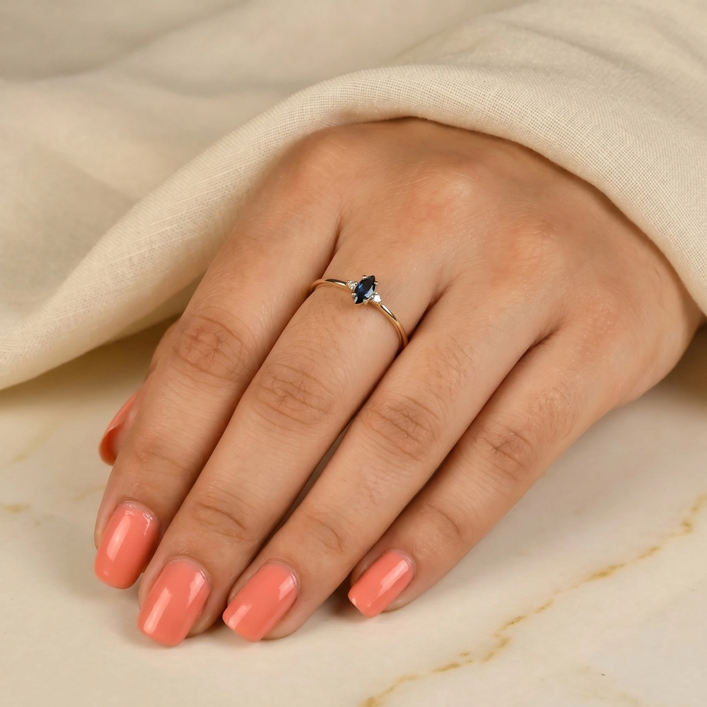 9Kt Yellow Gold Ring With London Blue Topaz And Diamond 9Kt Yellow Gold Ring With London Blue Topaz And Diamond