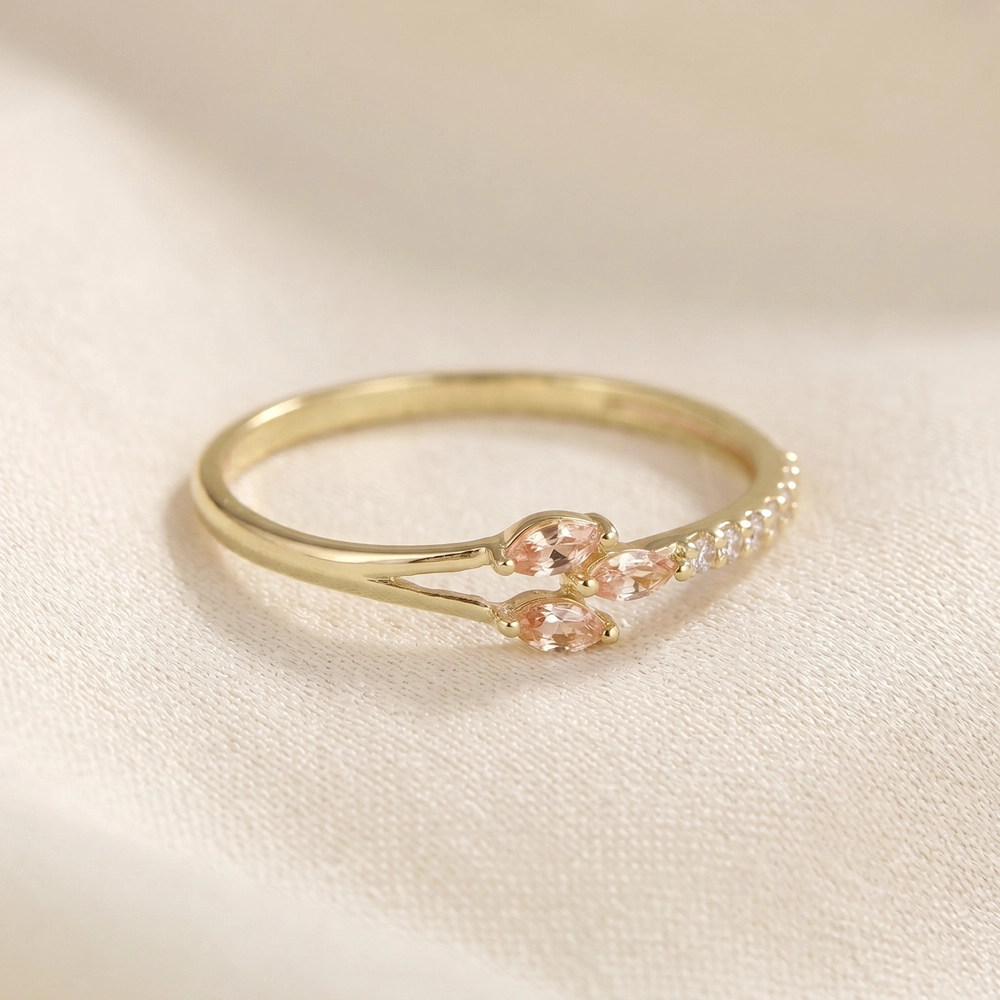 Gold Ring With Lab Grown Diamond, Padparadscha Sapphire Gold Ring With Lab Grown Diamond, Padparadscha Sapphire