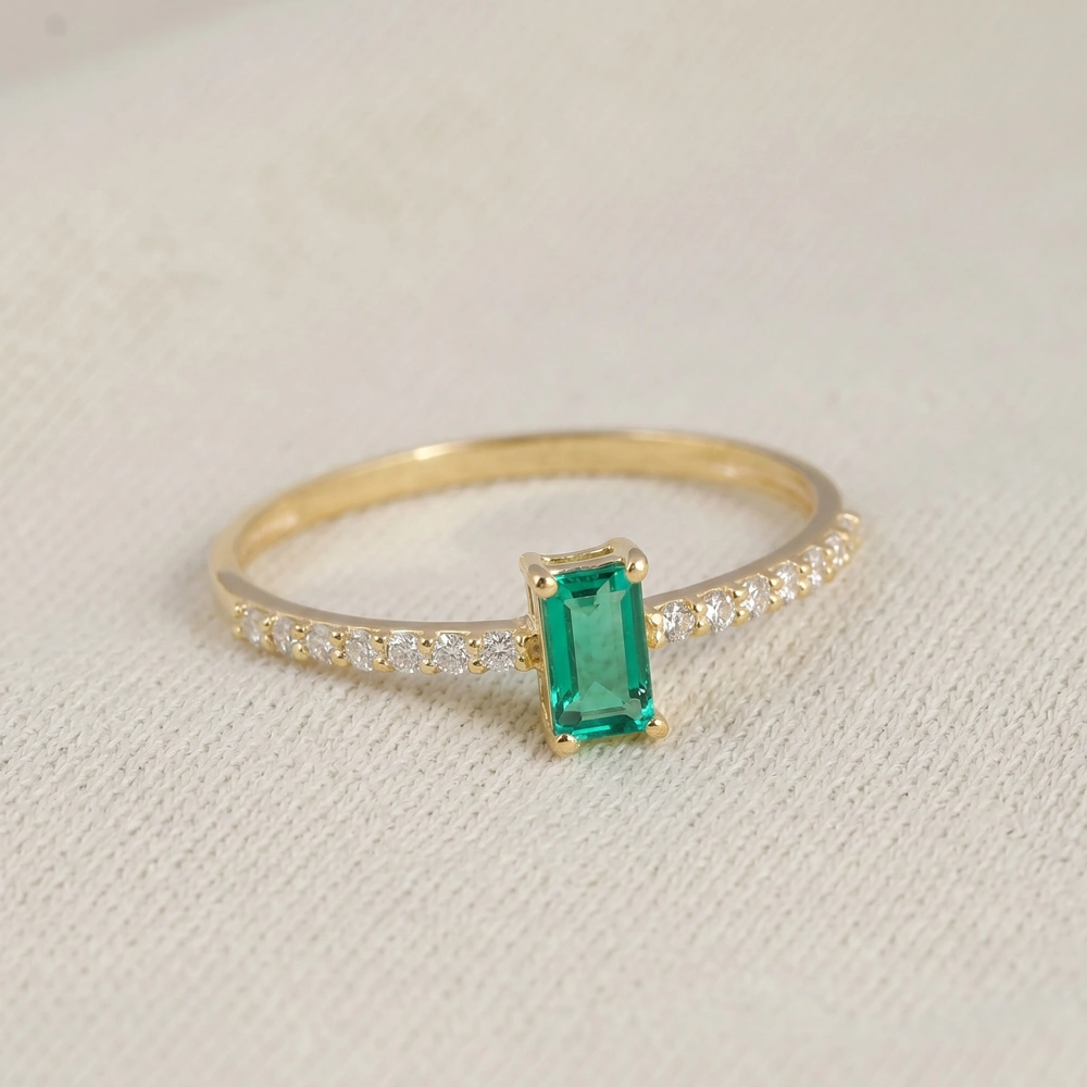 9Kt Yellow Gold Ring With Lab Grown Diamond, Columbia Emerald 9Kt Yellow Gold Ring With Lab Grown Diamond, Columbia Emerald