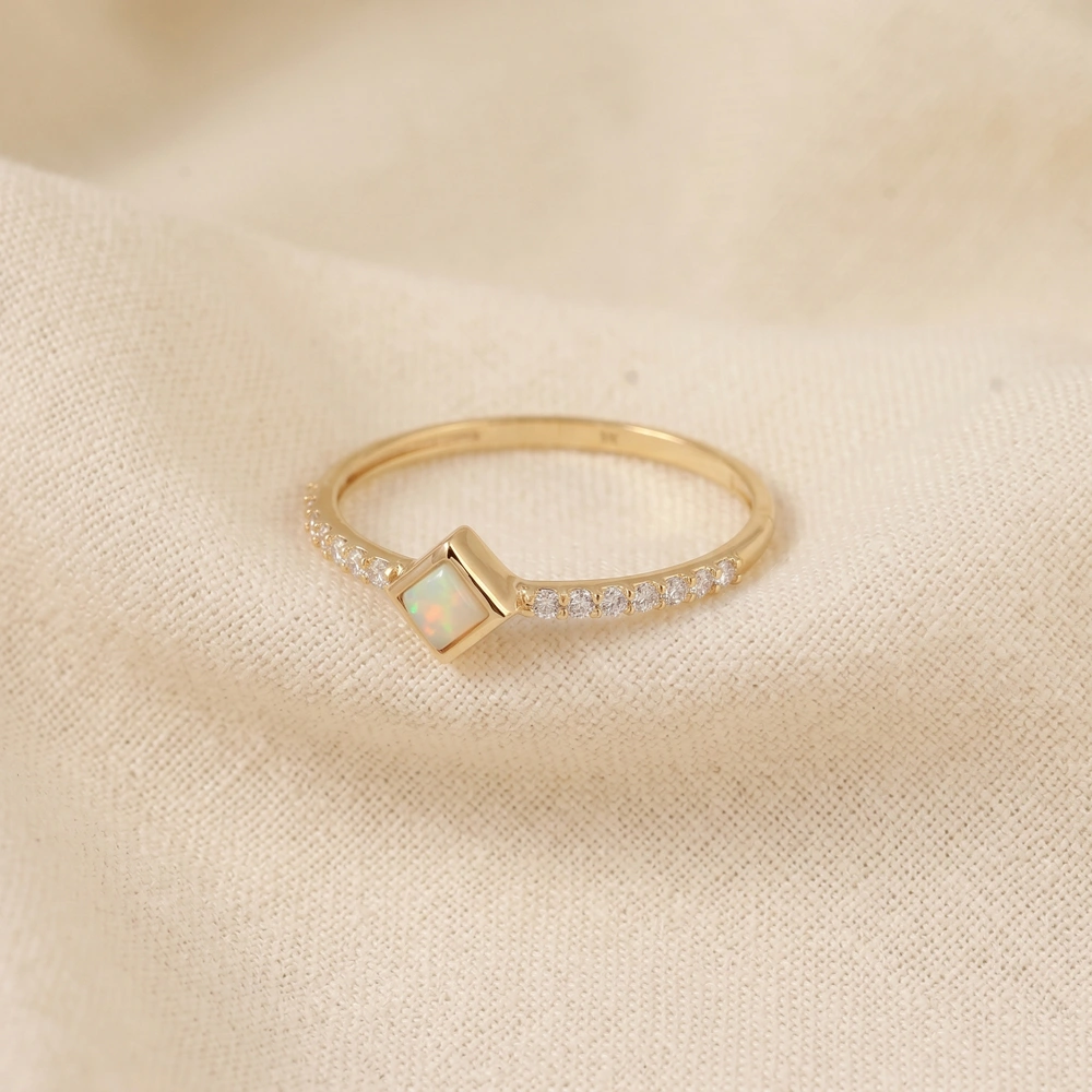 Ethiopian Opal 9Kt Yellow Gold Ring With Lab Grown Diamond