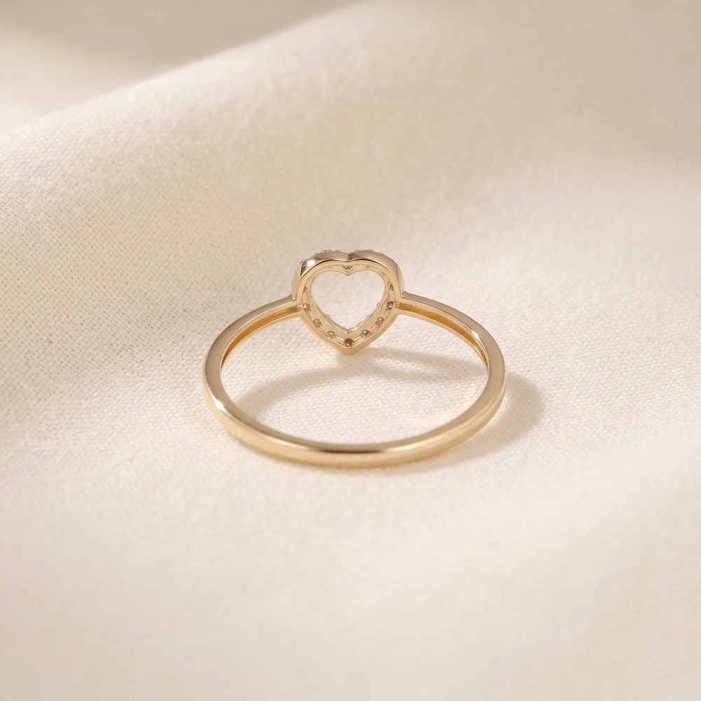 Lab Grown Diamond 9Kt Yellow Gold Heart Ring Production