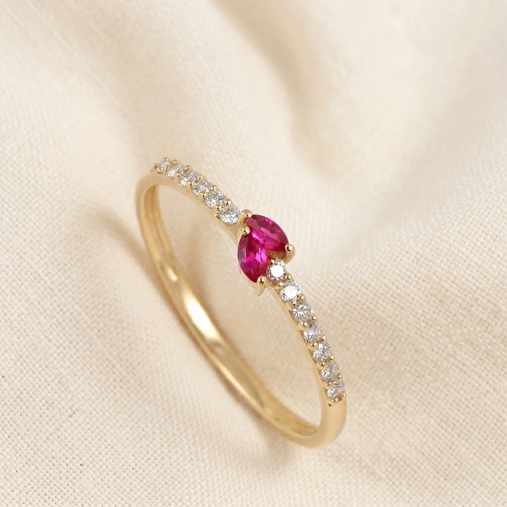 9Kt Gold Ring With Lab Grown Diamond, Pigeon Blood Ruby