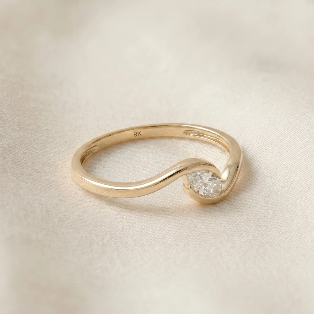 Handcrafted 9Kt Solid Yellow Gold Ring With Lab Grown Diamond