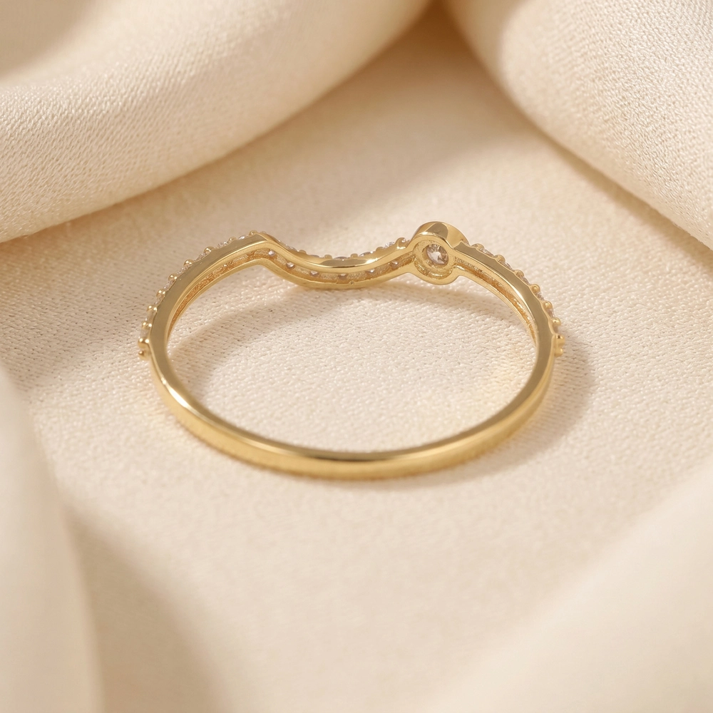 Handcrafted 9Kt Yellow Gold Delicate Ring: Lab Grown Diamond