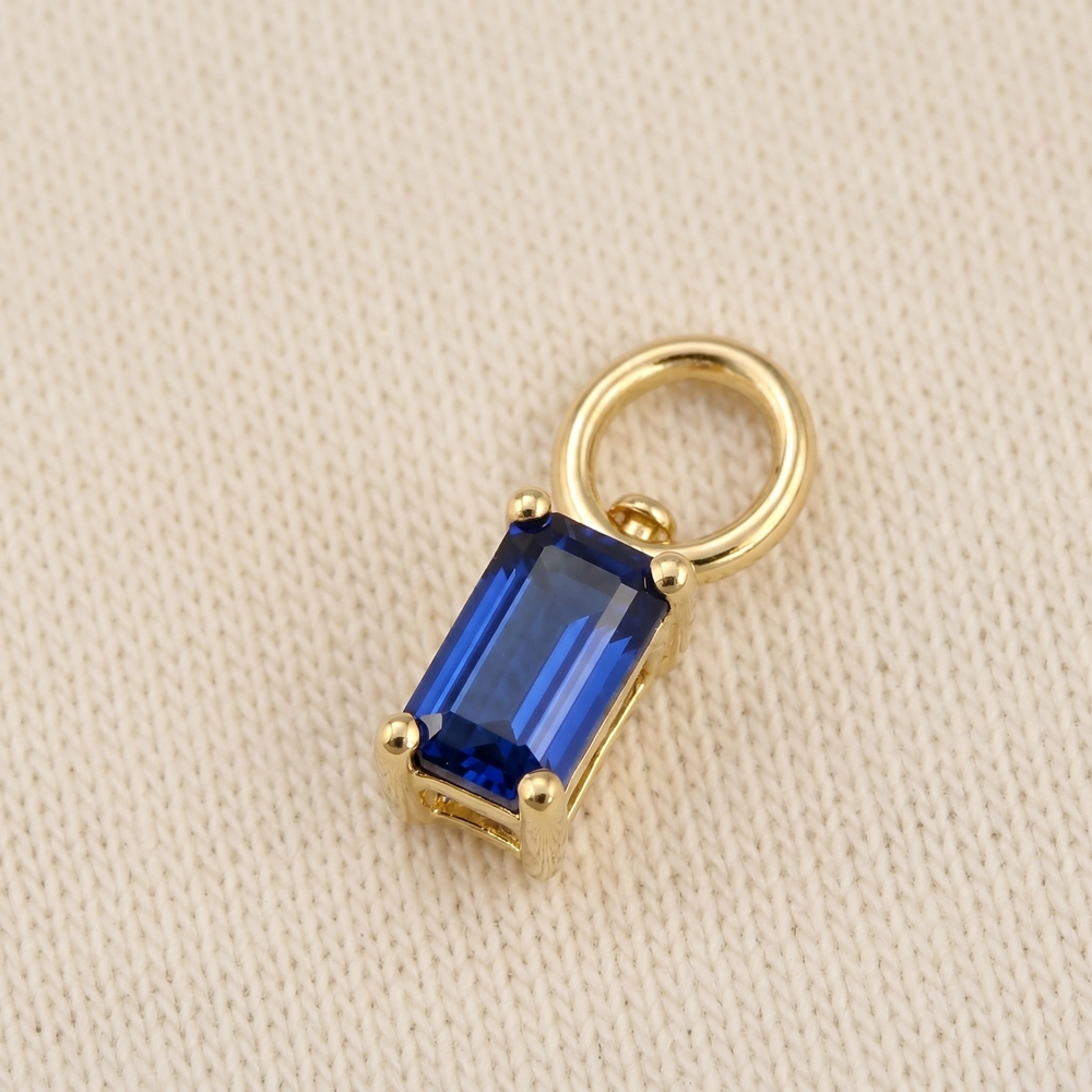 Yellow Gold 9KT Octagon Lab Grown Royal Blue Sapphire Charm Yellow Gold 9KT Octagon Lab Grown Royal Blue Sapphire Charm