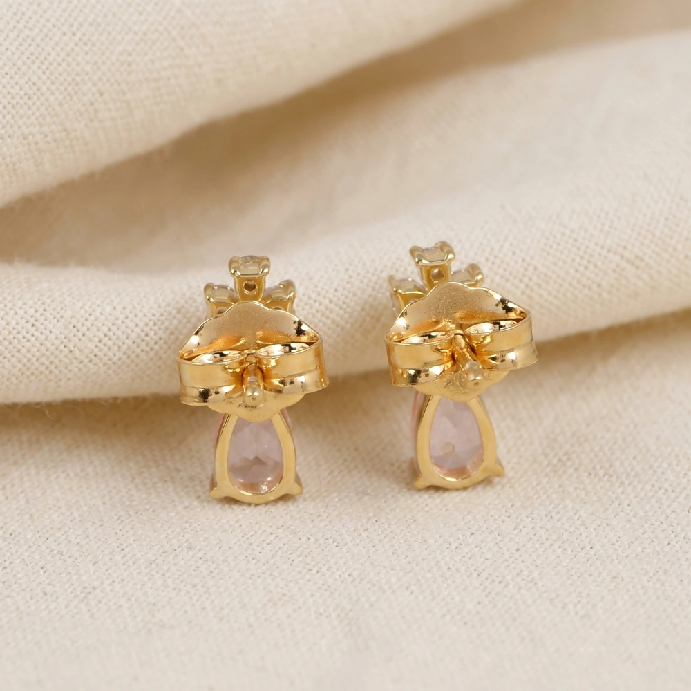 Gold Studs with Lab Grown Diamond, Padparadscha Sapphire Gold Studs with Lab Grown Diamond, Padparadscha Sapphire