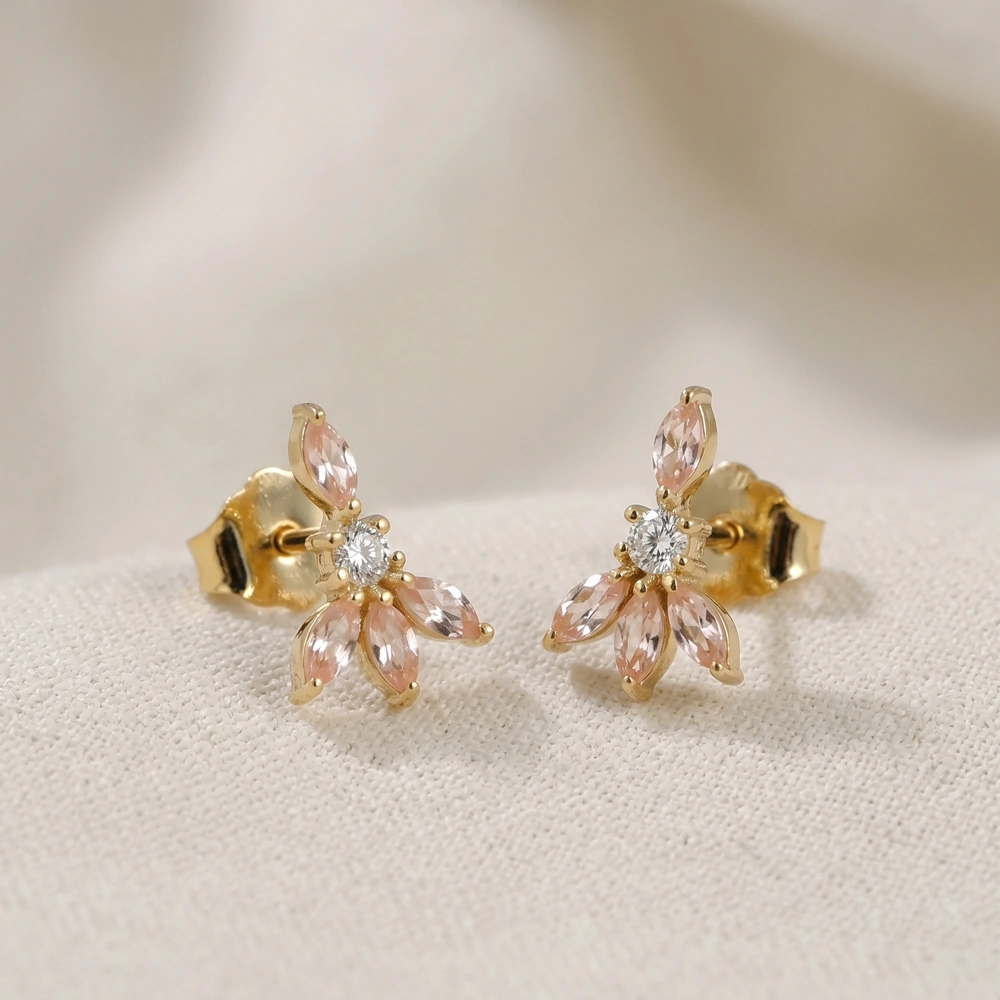 9Kt Gold Studs with Lab Grown Padparadscha Sapphire, Diamond 9Kt Gold Studs with Lab Grown Padparadscha Sapphire, Diamond