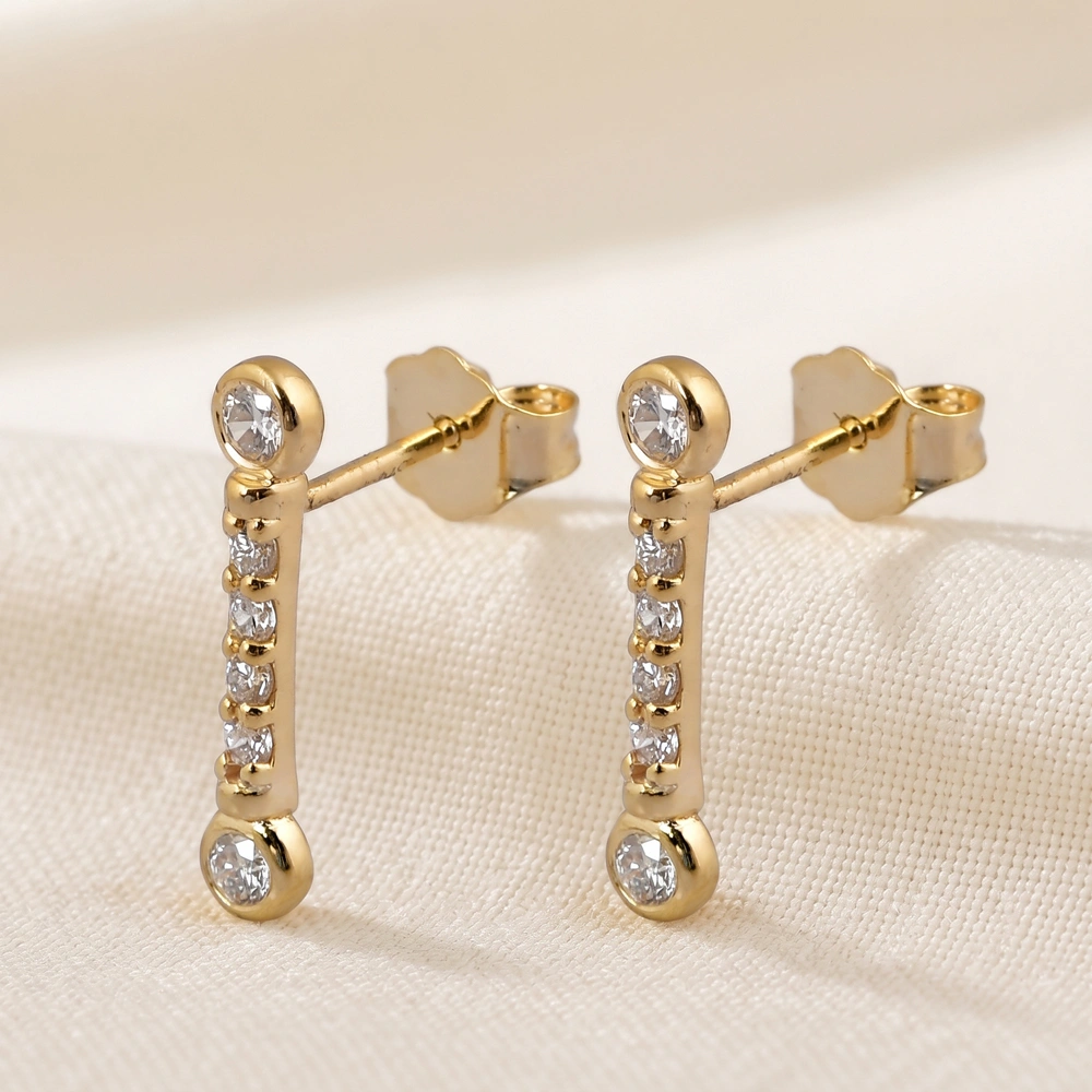 Bulk 9Kt Solid Gold Earrings with Lab Grown Diamond Bulk 9Kt Solid Gold Earrings with Lab Grown Diamond